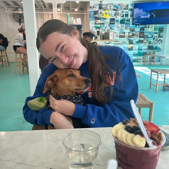 Meet your Posher, Madison - Picture 1 of 1